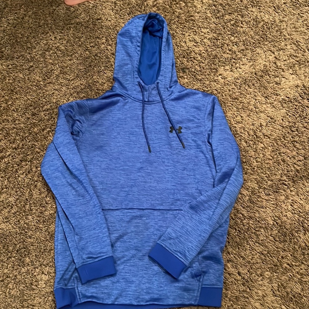 Men’s Under Armour hoodie!